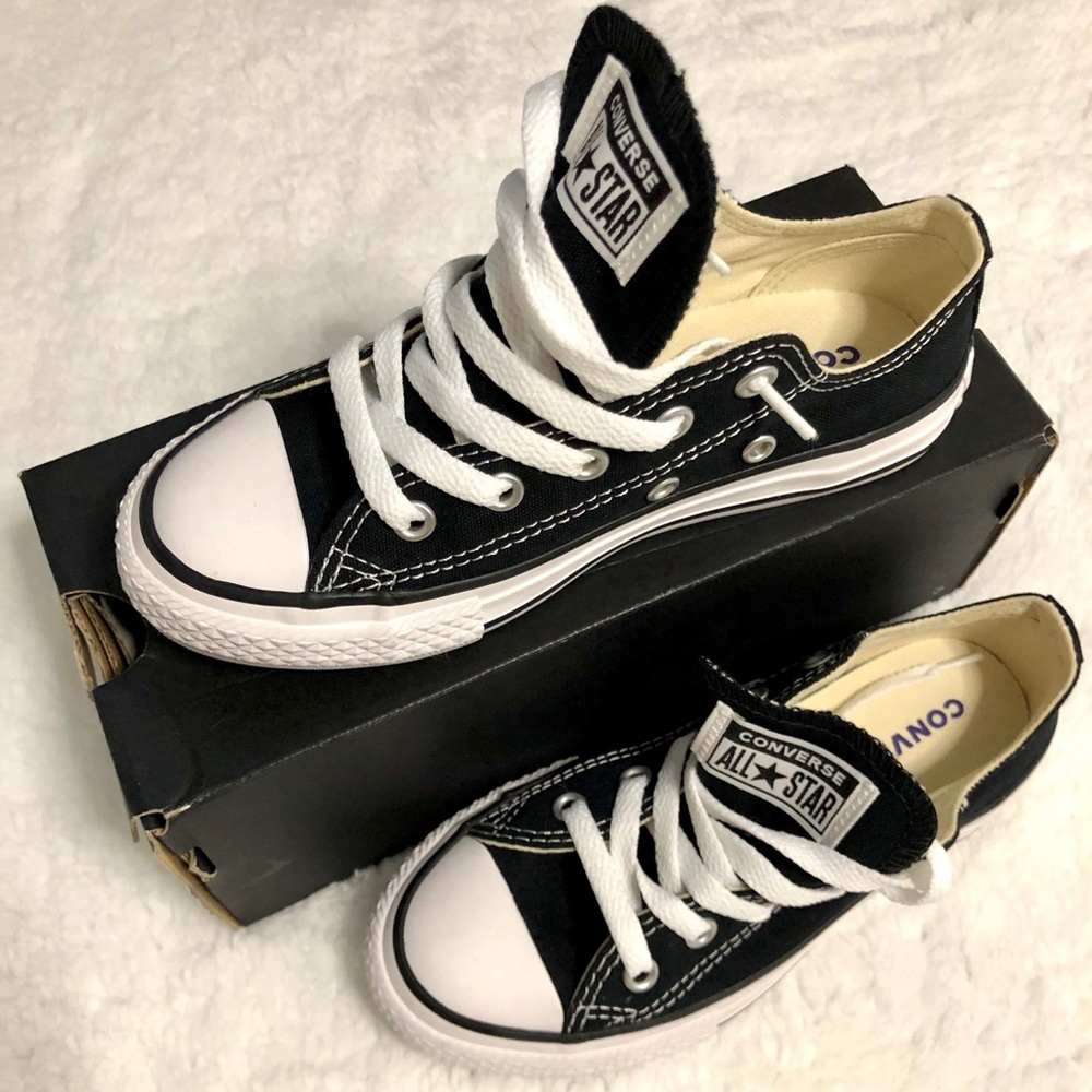 Converse Little Kids Low Top BRAND NEW W/BOX
